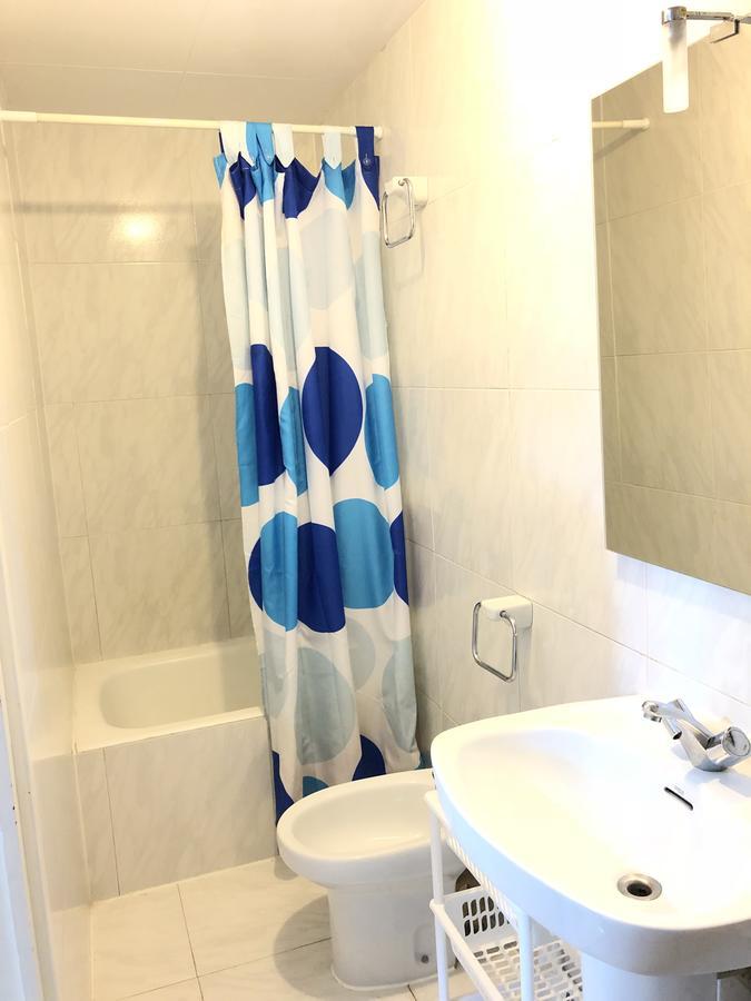 Hostal Univers Калея Екстериор снимка